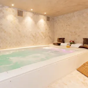 מלון Adler Cavalieri Hotel-private & Gym