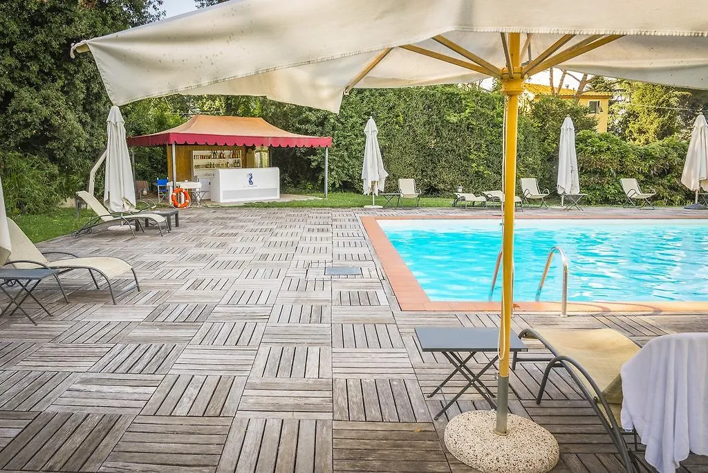 לוקה Hotel Villa La Principessa 4*,